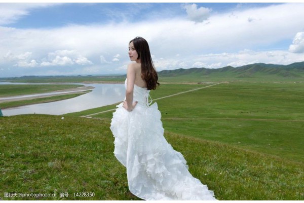 “武汉桑拿夜生活，尽在指尖流转！”